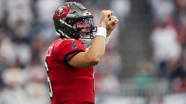 Buccaneers fans go wild after Baker Mayfield orchestrates game