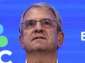 Nestlé despidió a su CEO por mantener un romance oculto con una empleada: "Una decisión necesaria"