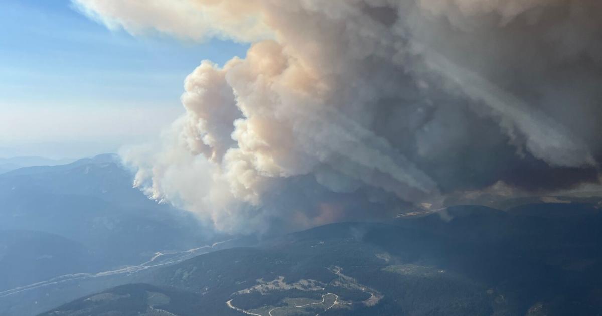 'Highly vigorous' wildfire polluting Okanagan skies