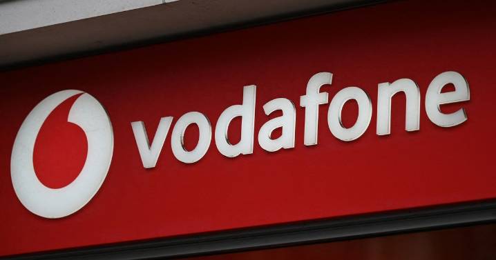 Phone shops set to keep doors closed when their open in bid to stop thefts