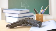 Presencia de armas en las escuelas de Mendoza: qué dice el protocolo de la DGE