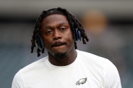 Eagles' A.J. Brown speaks out on shockingly quiet opening night