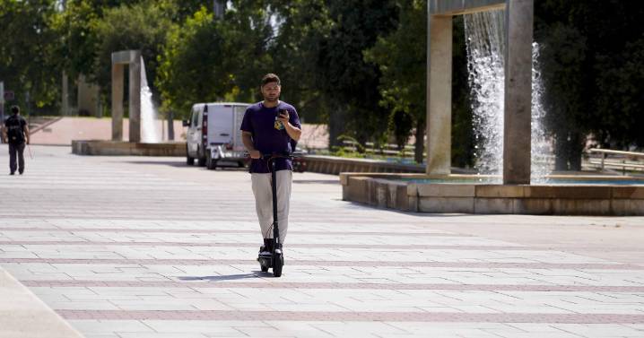 Atropellada por un patinete eléctrico un mujer de 70 años en Valencia