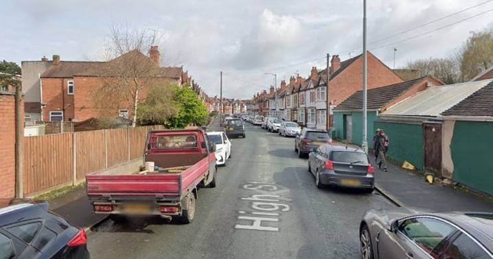 Teen arrested after Nuneaton street phone snatch amid social media concerns