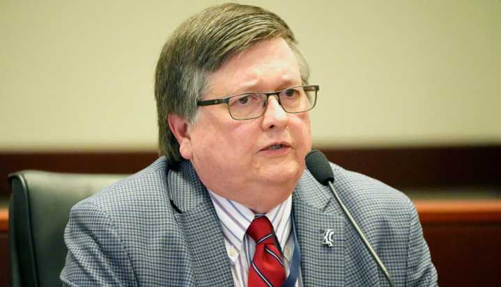 Mississippi State Health Officer touts importance of vaccine mandates after Florida roll back