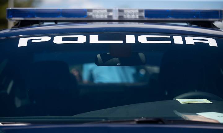 Choque frente a negocio en Aguadilla deja a un conductor muerto