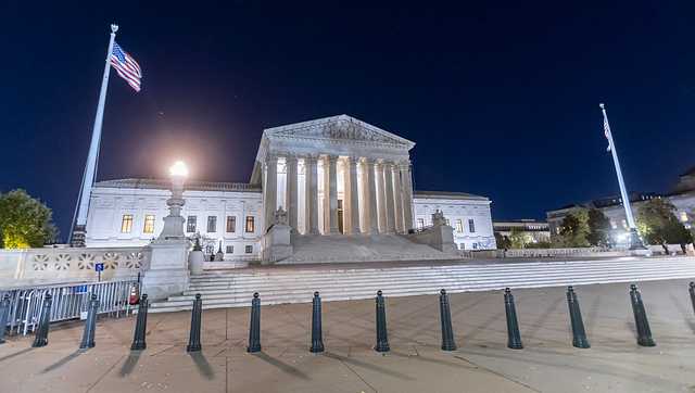Trump administration asks Supreme Court to strip legal protections from Venezuelan migrants