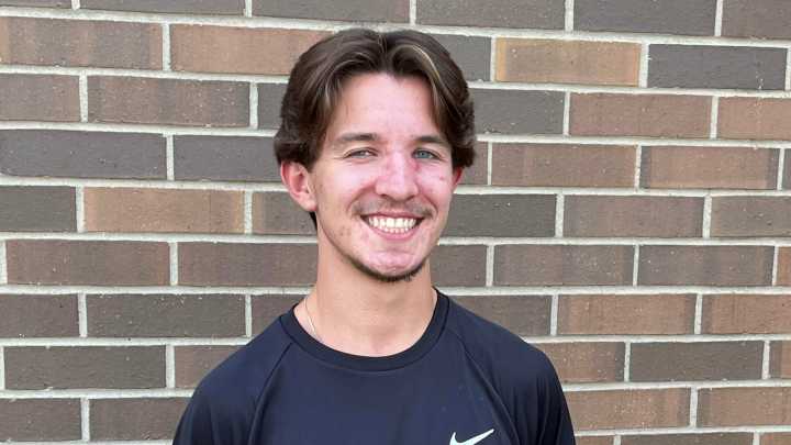 Simonson, Hoffee, Woods, Peterson named Stark runners of the week