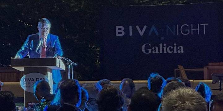 Ebrard proyecta difícil revisión del T-MEC y menor incertidumbre para inversiones en 2026