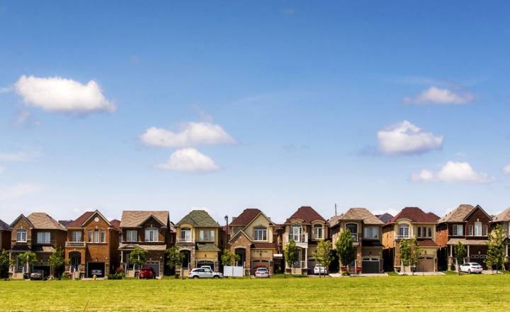 Toronto home sales decline in August as recovery stalls