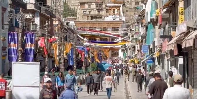 Curfew in Leh relaxed after 3 days