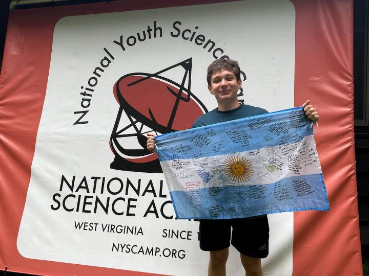 "Estudiante excepcional". Un adolescente argentino quedó entre los 10 candidatos a ganar el Global Student Prize