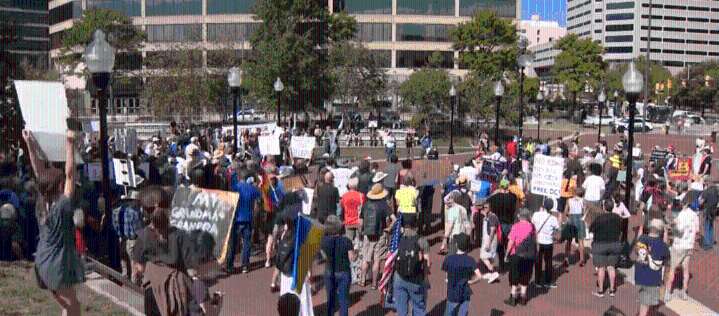 Labor Day ‘Workers Over Billionaires’ protests demand workers’ rights, rebuff Trump administration