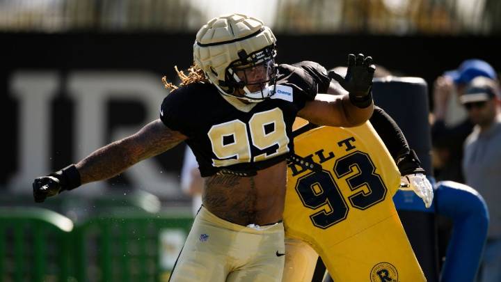 Saints defensive end Chase Young remains out with calf injury