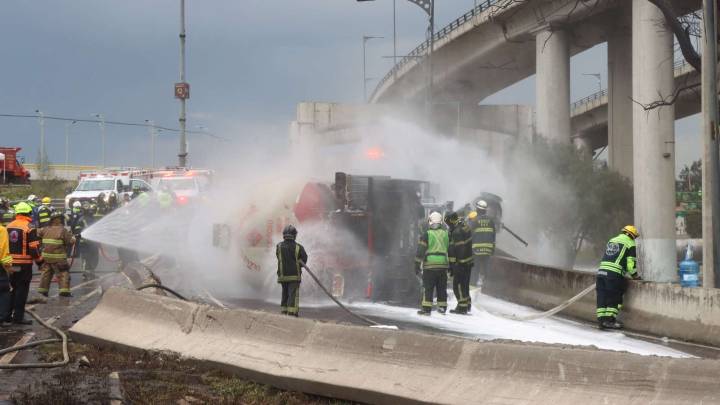 Suman Cinco Personas Fallecidas por Explosión de Pipa en Puente de la Concordia