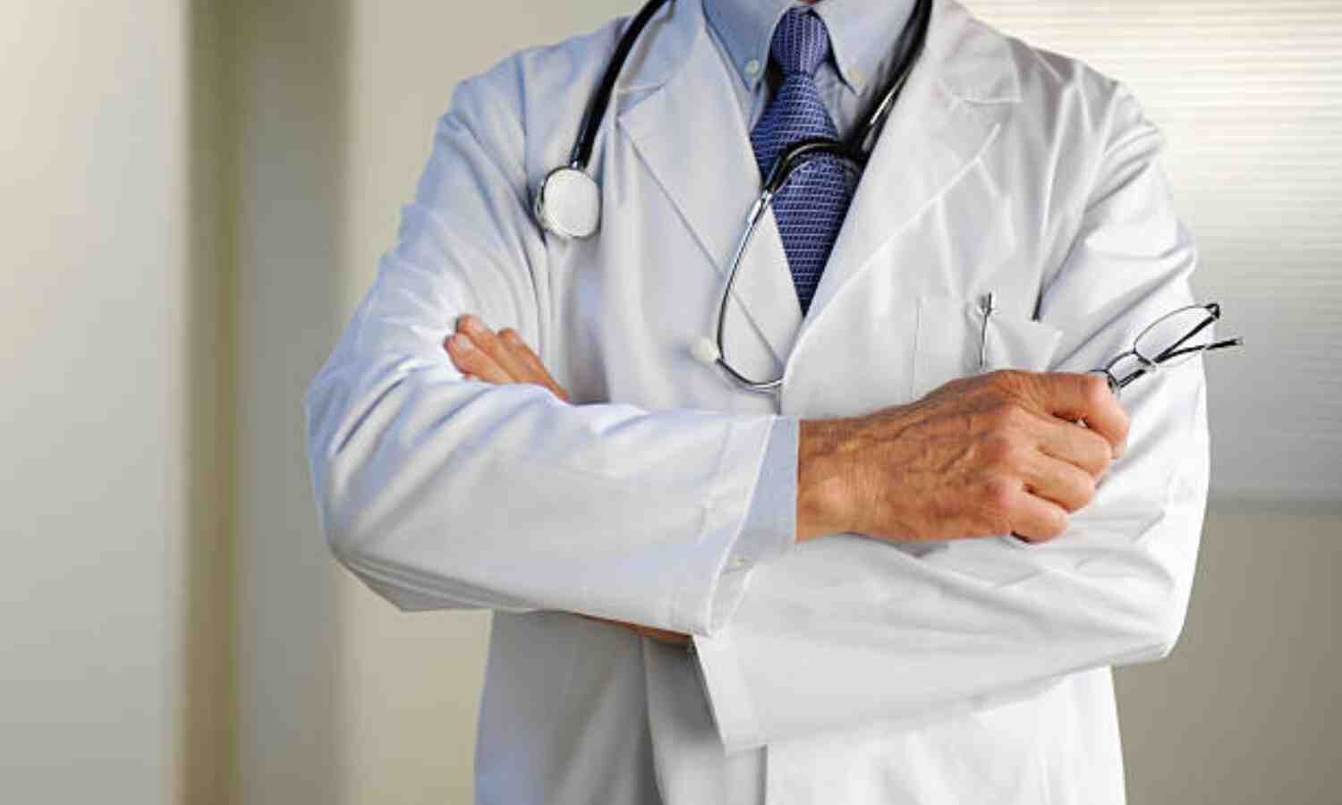 Rajasthan doctors take to streets, oppose lateral entry of non-teaching cadre into medical colleges