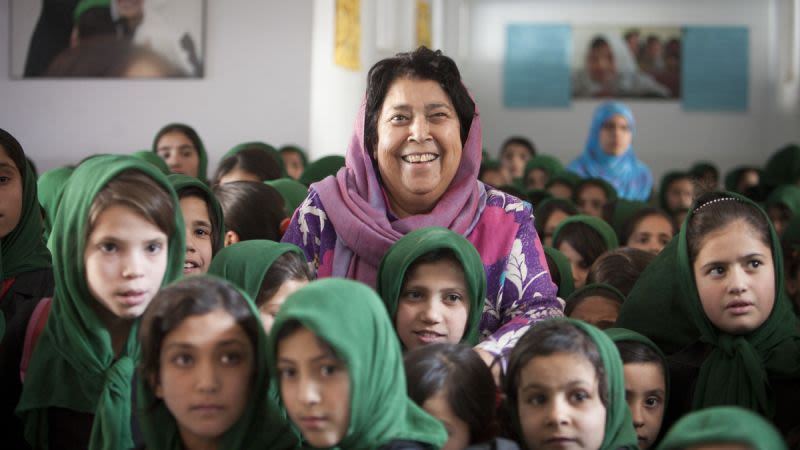 Héroes de CNN: El legado de Razia Jan para cientos de niñas afganas