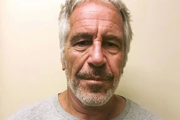 Publican documentos del caso Jeffrey Epstein