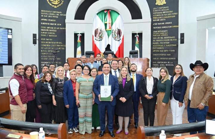 GOBIERNO ESTATAL ENTREGA CUARTO INFORME DE RESULTADOS AL CONGRESO