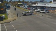 Canning Highway closed after bus crash in Applecross