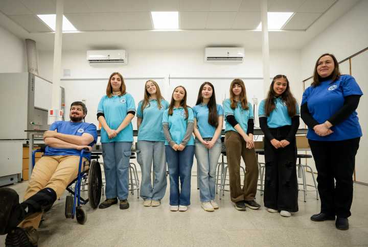 Estudiantes cordobesas de escuelas ProA participan en un proyecto internacional de tecnología espacial