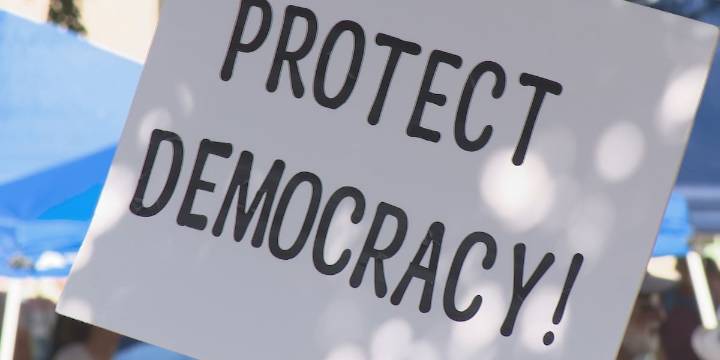 Lexington labor organizations hold ‘People over Billionaires’ protest for Labor Day