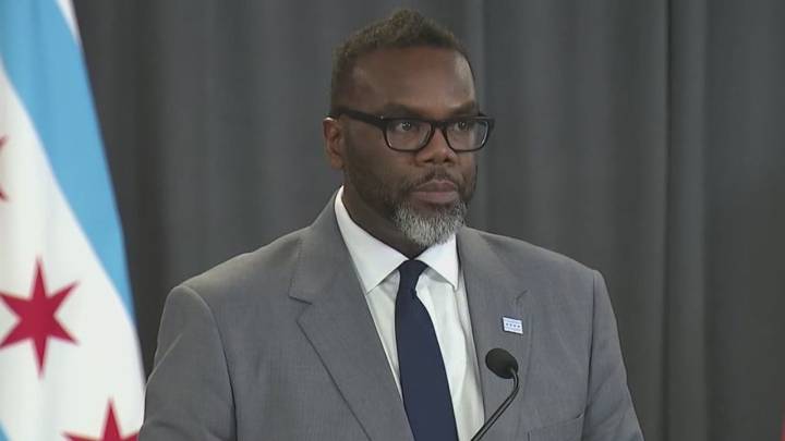 Mayor Brandon Johnson quotes MLK to argue law enforcement is a 'sickness'