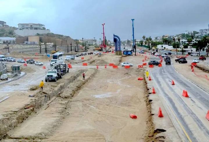 Tránsito en glorieta de Fonatur opera con tres carriles; piden precaución
