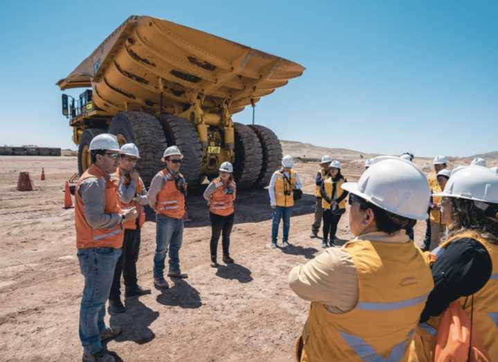 Minera Sierra Gorda abrió puestos de trabajo en Antofagasta: Postulaciones duran hasta el 16 de septiembre