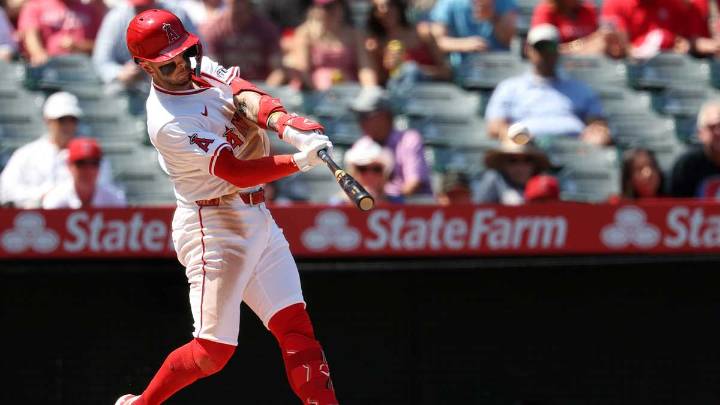 Angels shortstop Zach Neto lands on injured list as season winds down