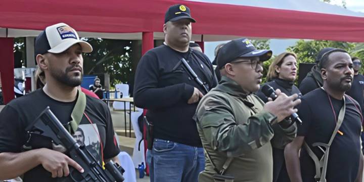 El poderoso grupo del jefe de gobierno de Caracas que controla 150 edificios y ahora tiene armas de guerra