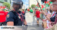Un detenido en las protestas propalestinas en la meta de la etapa de la Vuelta en Monforte