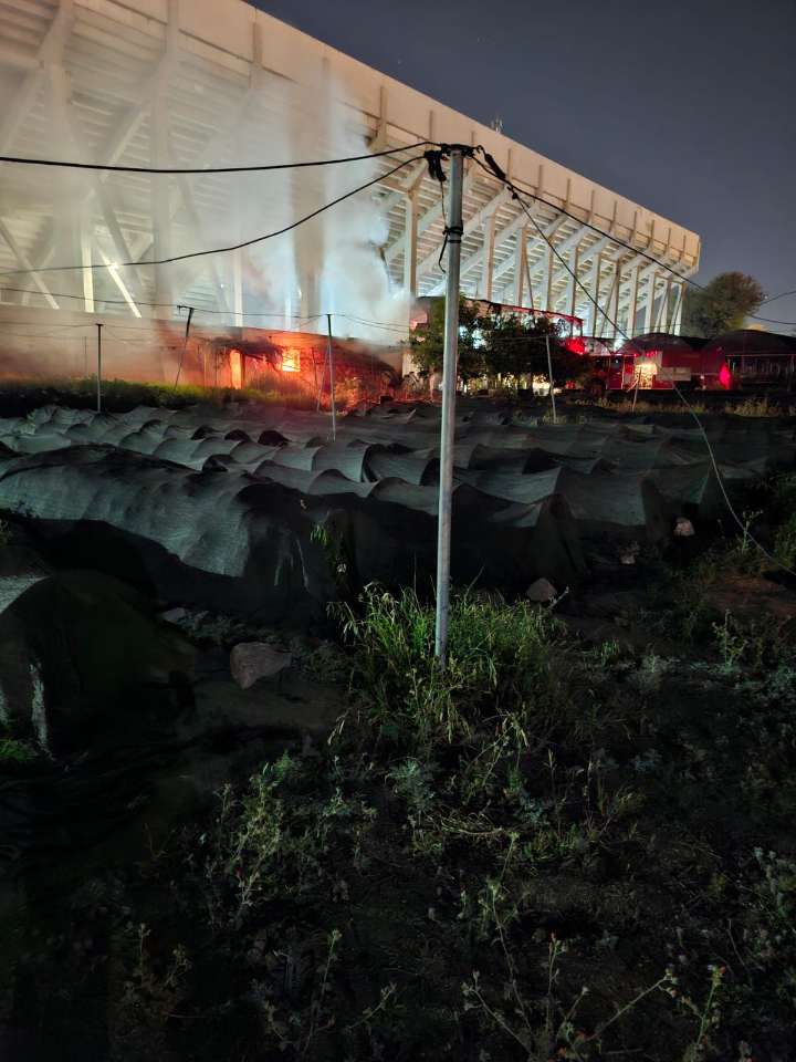 Incendio en un vivero del barrio Facundo Quiroga provocó daños materiales