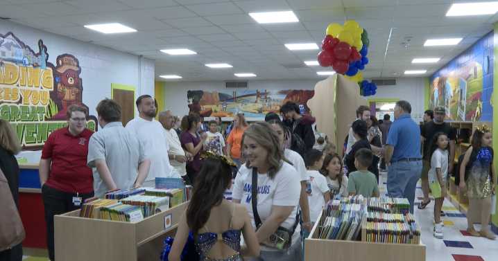 Club Estates Elementary unveils newly renovated library