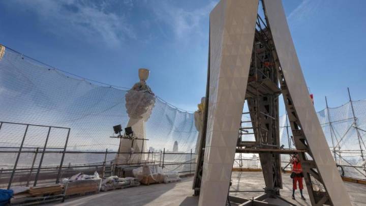 La Sagrada Família coronará la Torre de Jesús el 10 de junio
