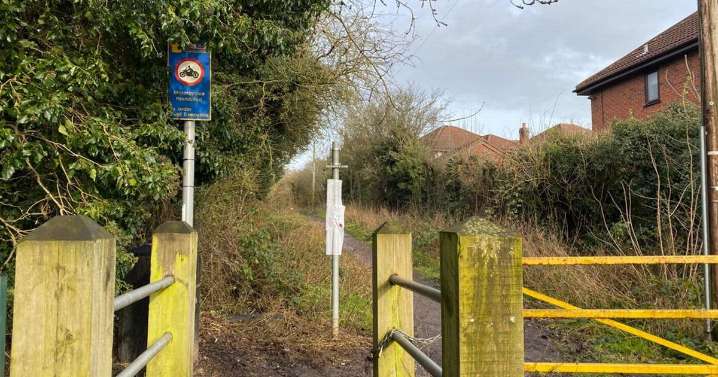 Issue that could have stopped development of Arnold field used by dog walkers resolved by council