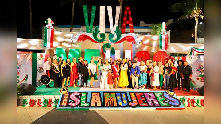 Con emotiva presentación de participantes inicia la tercera edición de Cántale a México con el Corazón en Isla Mujeres
