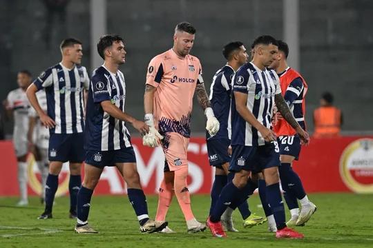 Talleres cayó ante Deportivo Riestra y se hundió en el fondo de la tabla anual