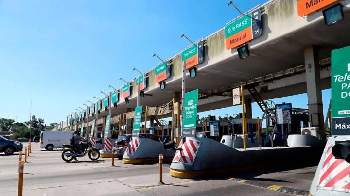 El Gobierno inició el proceso de privatización de Corredores Viales