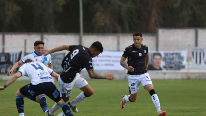 Gimnasia y Esgrima ya juega el primer tiempo con San Telmo en el Víctor Legrotaglie
