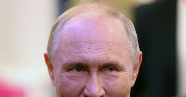 Vladimir Putin Offers Zelensky Meeting in Moscow After Showering Ukraine with Drones and Missiles