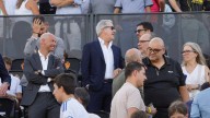 Jorge Mas e Iván Azón, espectadores en el Ibercaja Estadio