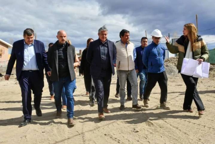 La provincia construirá dos SUM para escuelas de Zapala