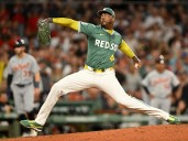 When starter faltered, Red Sox Alex Cora was aggressive with bullpen