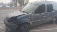 Cámara testigo: un accidente en la Costanera terminó con un auto volcado y otros tres que chocaron por “mirar”