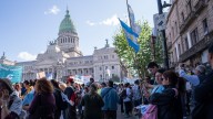 En la previa de la Marcha Universitaria, arrancó el paro del Garrahan