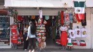 De banderitas a sombreros, comienza venta de artículos patrios en las calles de Chihuahua