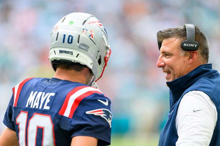 Mike Vrabel gives Patriots QB Drake Maye props for effort in Miami