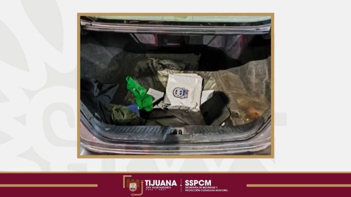 Descubre a personas escondidas en su vehículo antes de cruzar a EEUU