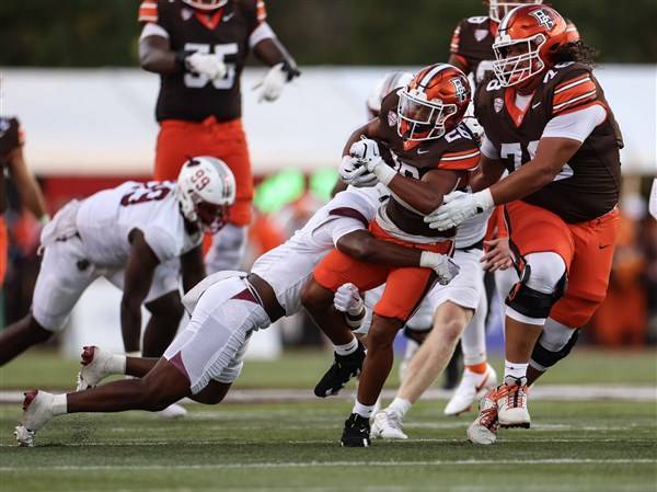 Young players take advantage of early opportunities for BGSU football